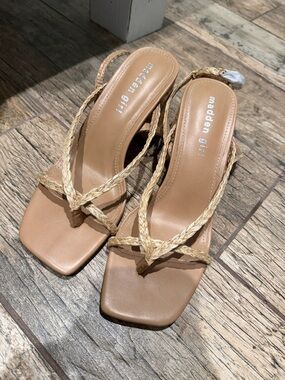 Madden Girl Tan Braided Strap Square-Toe Sandal